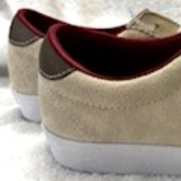 Vans suede and leather low top lace-up sneaker NWOT Size 8 - Picture 3 of 10